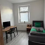 Apartment Livemore24 - 1 In Wlan - Smart-tv - 24-7 Check-in Und Küche *