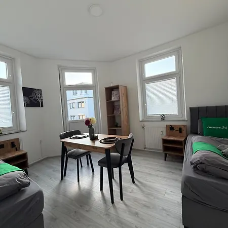 Livemore24 - 1 In Wlan - Smart-tv - 24-7 Check-in Und Kueche